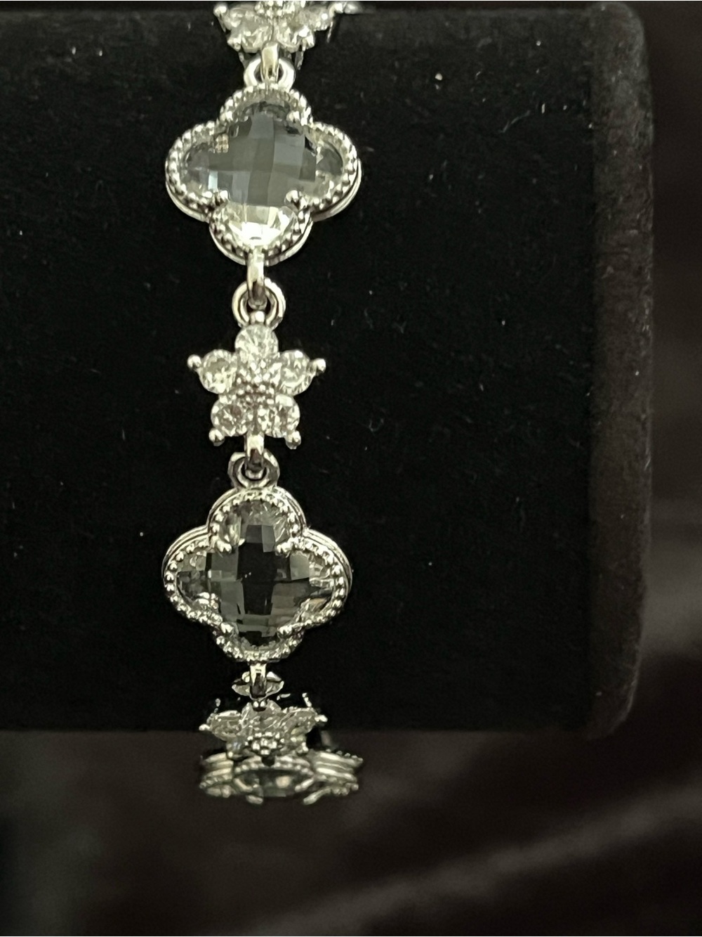 Silver Clover Clear Crystal Bracelet | Floral Link Tennis Bracelet Sz 7”